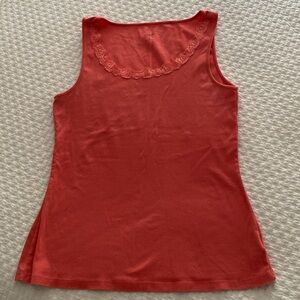 Sleeveless tank top